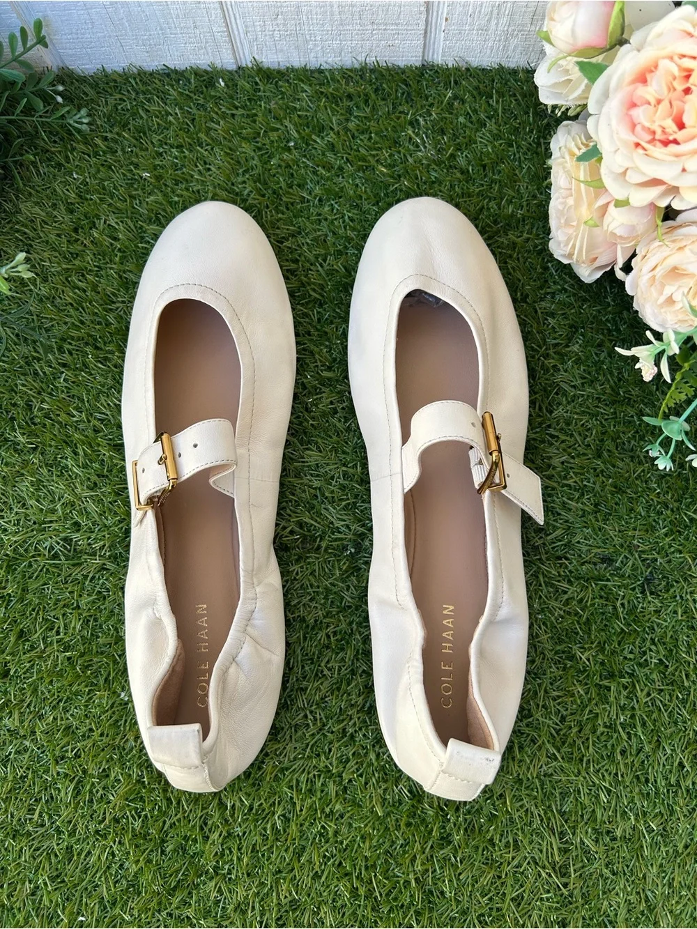 Cole Haan Graclyn Mary Jane Ballet Flat women size 11 ivory, like new